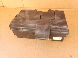 01-04 Lexus LS430 Rear Trunk Fusebox Relay Junction Box 82670-50072