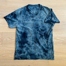 Affliction Live Fast Tie Dye V-neck Tee Medium - $39.99