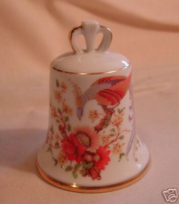 Kaiser Danbury Mint Porcelain Bell Ho Ho Bird - $16.00