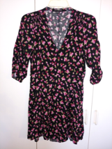 Express Ladies Short BLACK/FLORAL 3/4-SLEEVE 100% Rayon Pullover DRESS-JR.M-CUTE - £7.56 GBP