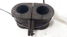 Lexus ES330 Sway Bar Bushing Mounting Bracket 2004 2005 2006 - $29.79