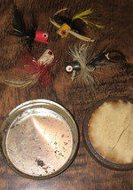 Fly Fishing Vintage Lot Of 4 Multi-Colored Miniature Poppers W/ Small Ro... - $262.27 MXN