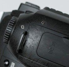 Nikon D70 6.1MP Digital SLR Camera - Black (Body Only) image 9