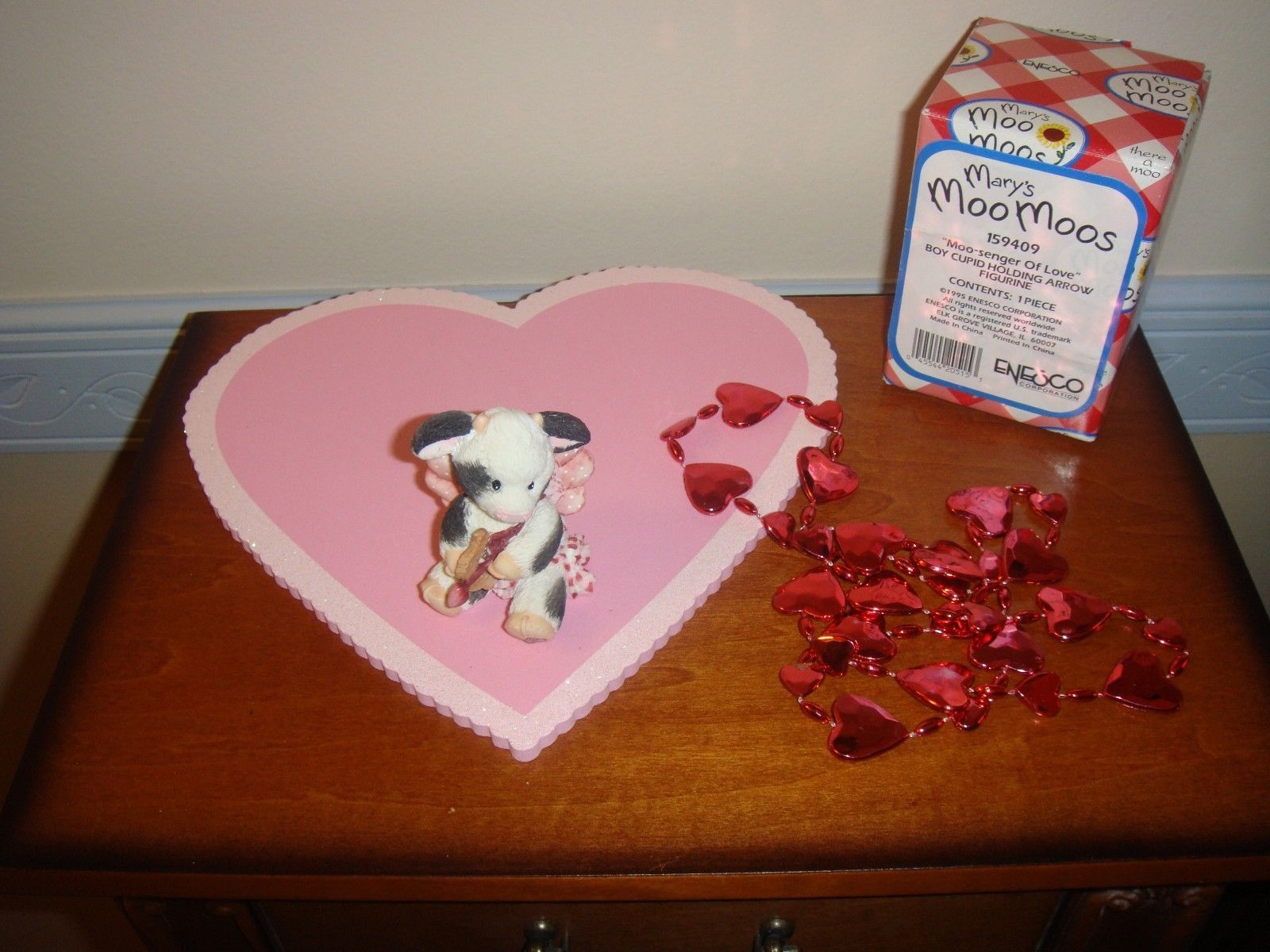 Mary&#39;s Moo Moos Moo-Senger Of Love, Boy Cupid Holding Arrow - $11.99
