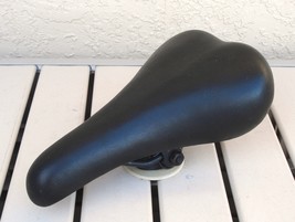 New CIONLLI Countour Padded Seat Black Bike Bicycle Seat - £16.55 GBP