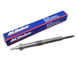 NEW GENUINE GM 6.6L Diesel Engine Glow Plug Fits 06-16 Silverado Sierra Express - £22.93 GBP