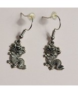 Tiny Silver Tone Dragon Drop Earrings - £4.65 GBP