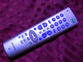 SONY Multi Brand Remote Commander Universal Control - Model RM-V202 - $11.00