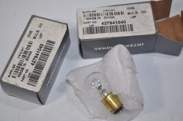 Lot of 2 NEW International Navistar Replacement Bulbs Part# 427941040 - €11,06 EUR