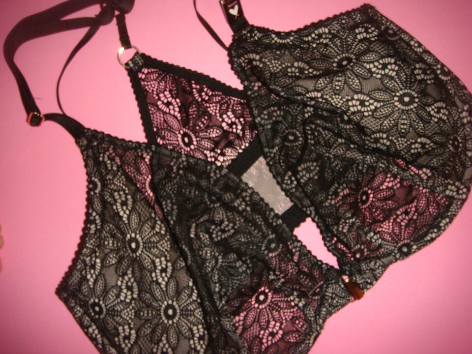 NWT Victoria&#39;s Secret racerback unlined 36DDD BRA beige BLACK daisy flor... - $39.59
