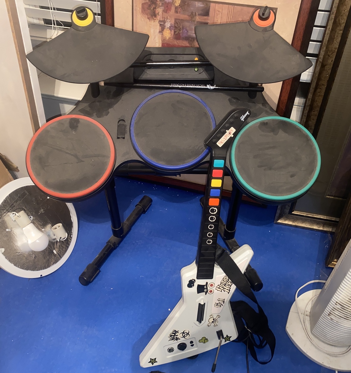 Full-size item image