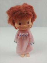 Vintage 1980&#39;s Strawberry Shortcake 5.5&quot; Doll In Pink &amp; Purple Nightgown - £15.59 GBP