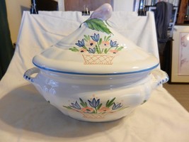 White Ceramic with Colored Flowers Soup Tureen from Macy&#39;s Made in Italy - £118.51 GBP