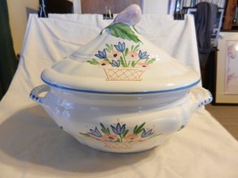 White Ceramic with Colored Flowers Soup Tureen from Macy&#39;s Made in Italy - £117.95 GBP