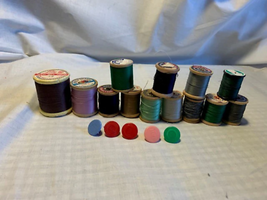Vintage Wood sewing thread spools and Dritz caps set #22 - €17,74 EUR