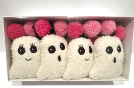 Halloween Ghost Pink Pom Poms Garland Decor 6FT - $524.38 MXN
