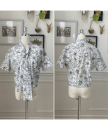 Vintage 70s Cropped Sketch Floral Black Grey Neck Tie Blouse S - $429.46 MXN