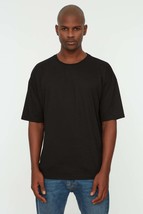 Black Men&#39;s Basic Oversize Crew Neck Short Sleeve T-Shirt TMNSS22TS0300 - $14.00