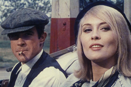 Warren Beatty and Faye Dunaway in Bonnie and Clyde in Convertible Car 18x24 Post - £19.17 GBP