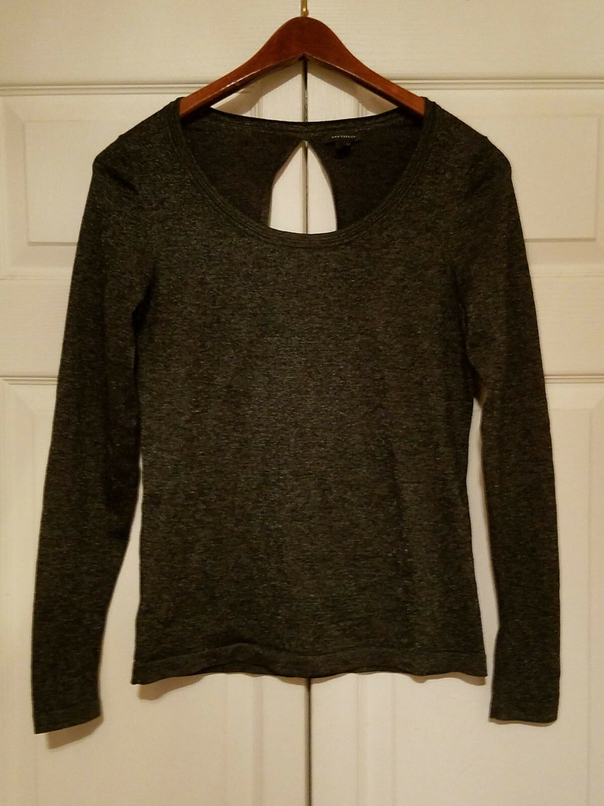 Primary image for ANN TAYLOR BLACK & SILVER METALLIC SIZE SMALL LONG SLEEVE TOP