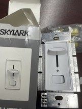 Lutron Skylark Preset Dimmer Three Way with Light, White S-603PNL-WH - $258.61 MXN