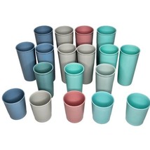 18 Vintage Tupperware Tumbler Cups Drinking Plastic 1251-29 116-21 115-9... - £38.75 GBP