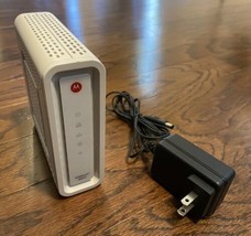 Motorola Arris Sur Fboard SB6141 Docsis 3.0 Cable Modem 400 Series White Used - $14.50