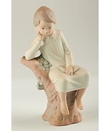 * LLADRO Figurine THINKER, LITTLE BOY, Matt Finish - $1,035.93 MXN