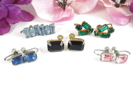 VINTAGE RHINESTONE EARRINGS LOT of 5 Pairs Screw Back Blue Green Pink Black - £14.97 GBP