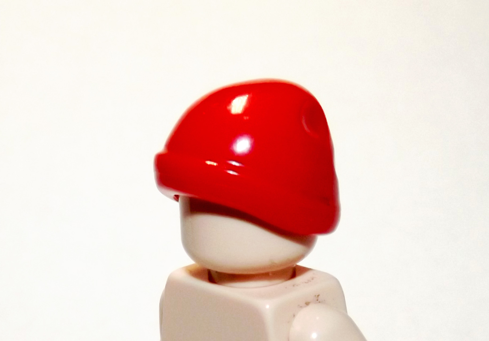 Minifigure Red Stocking Cap Hat For US Seller - $3.98