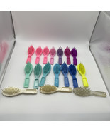 Vintage Barbie Hairbrushes Lot Of 17 Made In China Many Different Colors - $19.79