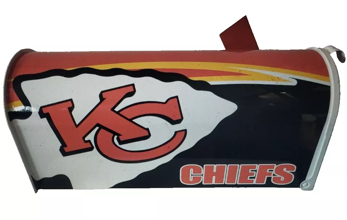 Kansas City Chiefs Mailbox~JERSEYS~HELMETS~HATS~NO PAINT~NO FADING~MAHOMES - $2,590.86 MXN