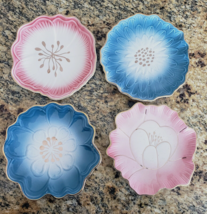 Pier 1 Imports Stoneware Flower Appetizer Plates Set/4 6.25&quot; Blue/Pink/Gold - $402.48 MXN