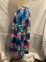 Vintage Women’s Skirt Tropical Floral 80s Style, Zip and Clip!  - $34.65