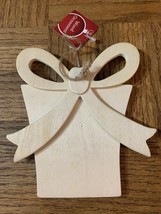 Paintable Wood Christmas Ornament - £7.02 GBP