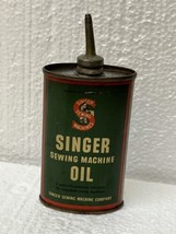 Vintage Graphic Singer Sewing Machine Lead Top Oiler 3 Fl Oz Oil Can - £38.14 GBP