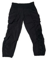The North Face Black Cropped cinched Pants Size Ex Small - $12.86