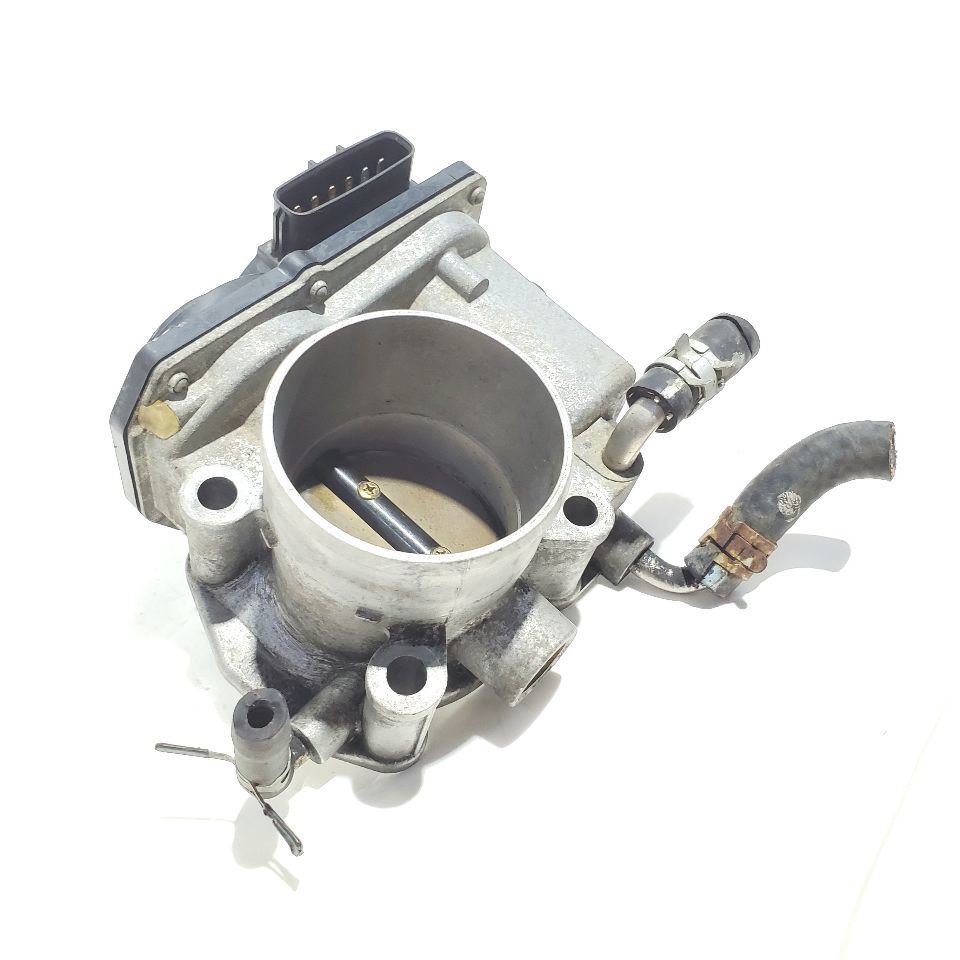 2004 Toyota Camry OEM Throttle Body 4 Cylinder - $49.50