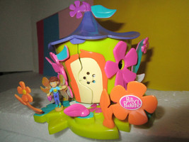 Polly Pocket Blossom Boutique House Flower Fairy 2 Dolls 2001 Origin Interactive - $23.49
