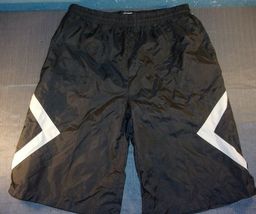 NEW SHILLA 100% NYLON WATER RESISTANCE BLACK SHORTS WOMEN XL - €16,96 EUR