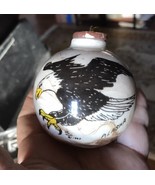 VTG Sitka Clay Alaska Round Ornament w Hand Painted Eagle Signed By Arti... - $273.40 MXN
