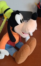 Disney Just Play Goofy 19 Inch Plush Stuffed Animal - £11.44 GBP