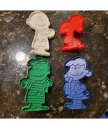 4 Original Vtg 1950s PEANUTS Christmas Cookie Cutters United Feature Syn... - $569.25 MXN