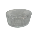 Teleflora Oval Crystal Ribbed Covered Vanity Dish With Etched Rose Lid - $267.45 MXN