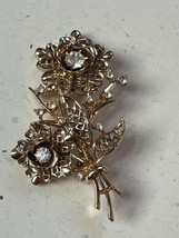 Vintage Coro Signed Goldtone Lacey Flowers w Clear Rhinestone Accents Pin Brooch - £11.87 GBP