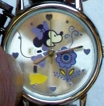 Disney Ladies Minnie Mouse Italian Charm Watch! Heart shaped Flip Top! New! - £117.47 GBP