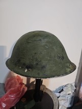Falkland War Jeremy Moore 5th infantry brigade 1980s British helmet - $184.02