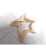 Goldtone Beige Enamel Elongated STAR Shape Large Cut-Out Open Pin Brooch... - £15.68 GBP