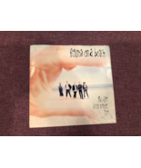 FIGURES ON A BEACH YOU AIN&#39;T SEEN NOTHING YET/INDEPENDENCE DAY 45 VINYL - $183.22 MXN