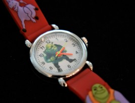 NOS child&#39;s Shrek and donkey quartz wristwatch with red 3-D strap - £11.69 GBP